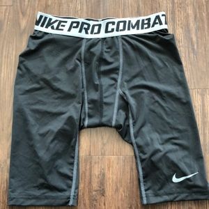 NEW- ✔️ Nike Pro Combat Compression Shorts